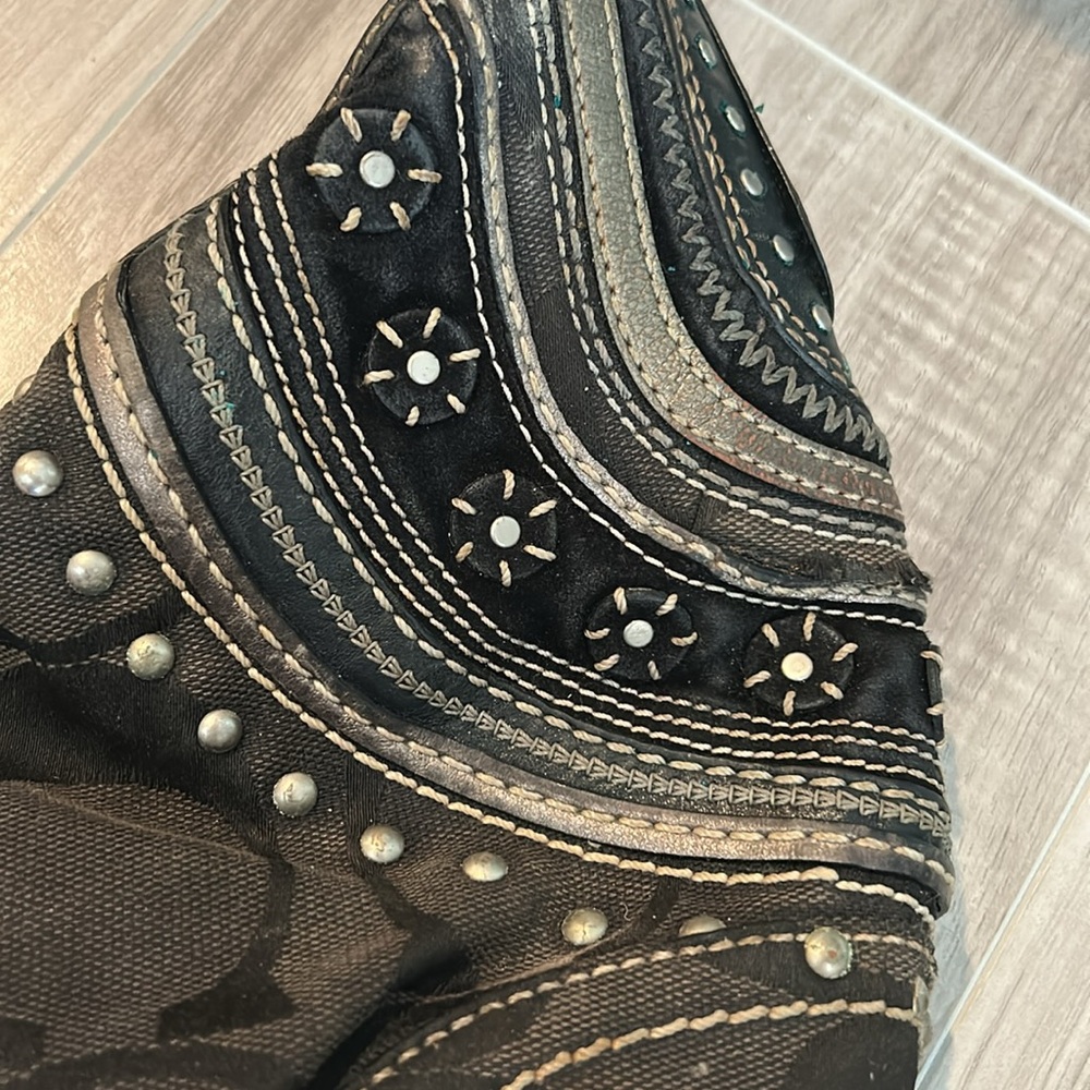 Vintage COACH STUDDED BAG - Picture 3 of 6